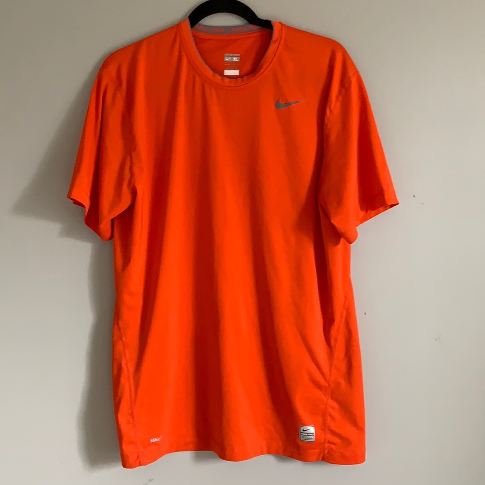 Nike Pro T-Shirt